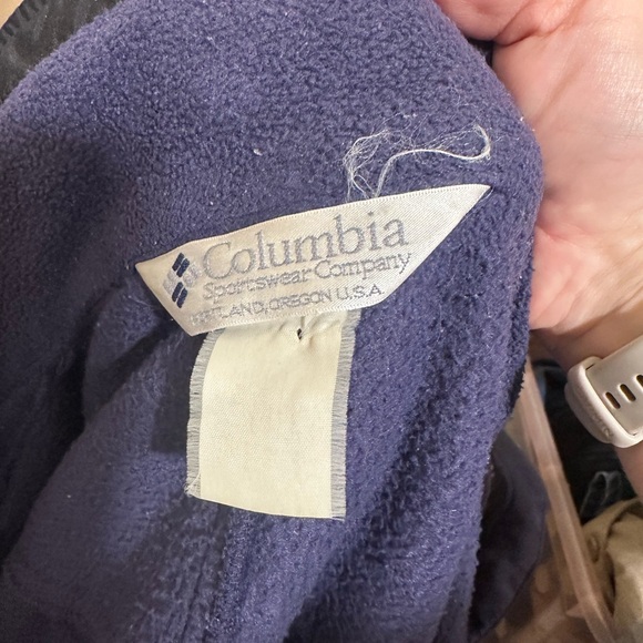 Columbia vintage Women's Black and Purple Ski Jacket size l - Picture 5 of 5